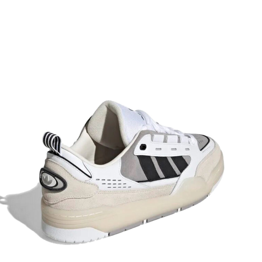 1_GV9544 WHITE_2.jpg