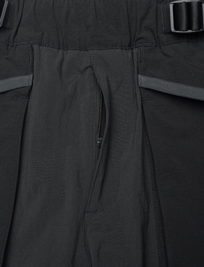 2_HN2042 BLACK_3.JPG